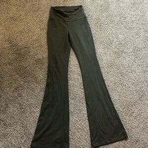 Wild & Fable flare army green leggings